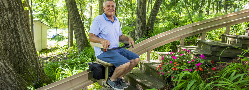 Bruno Elite outdoor curved stair lift